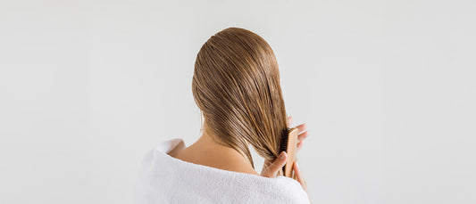 Understanding Hair Shampoo and Conditioner: Key Ingredients, Benefits, and How to Choose the Right Home Care Kit